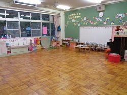 3歳児もも組保育室